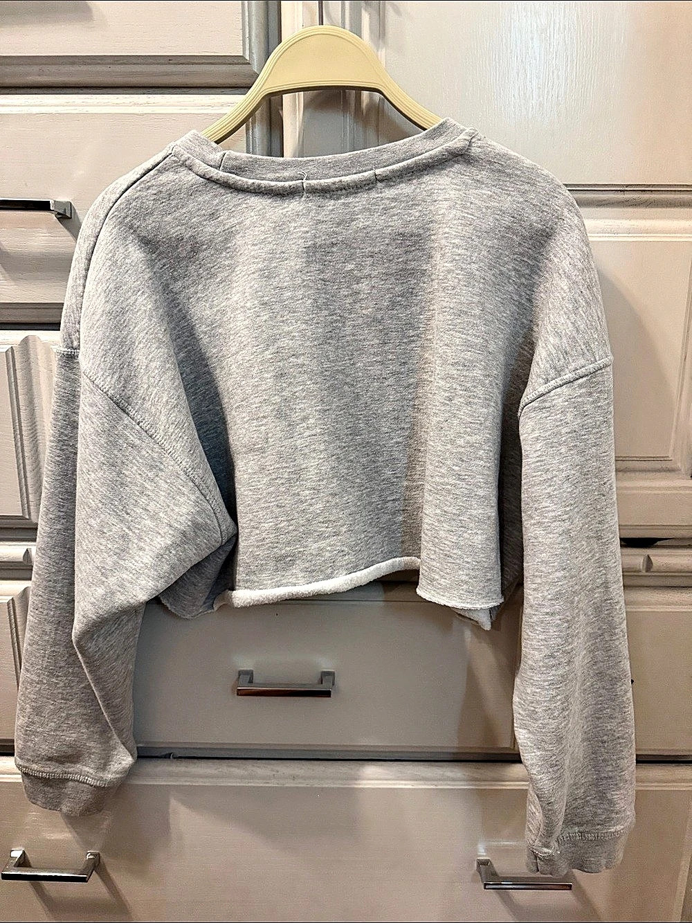 WEWOREWHAT Active Cropped Sweatshirt Gray Size Small - Picture 2 of 3
